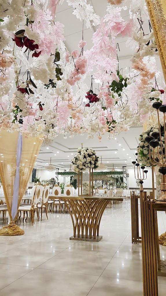 <a href="#">Contact us</a>